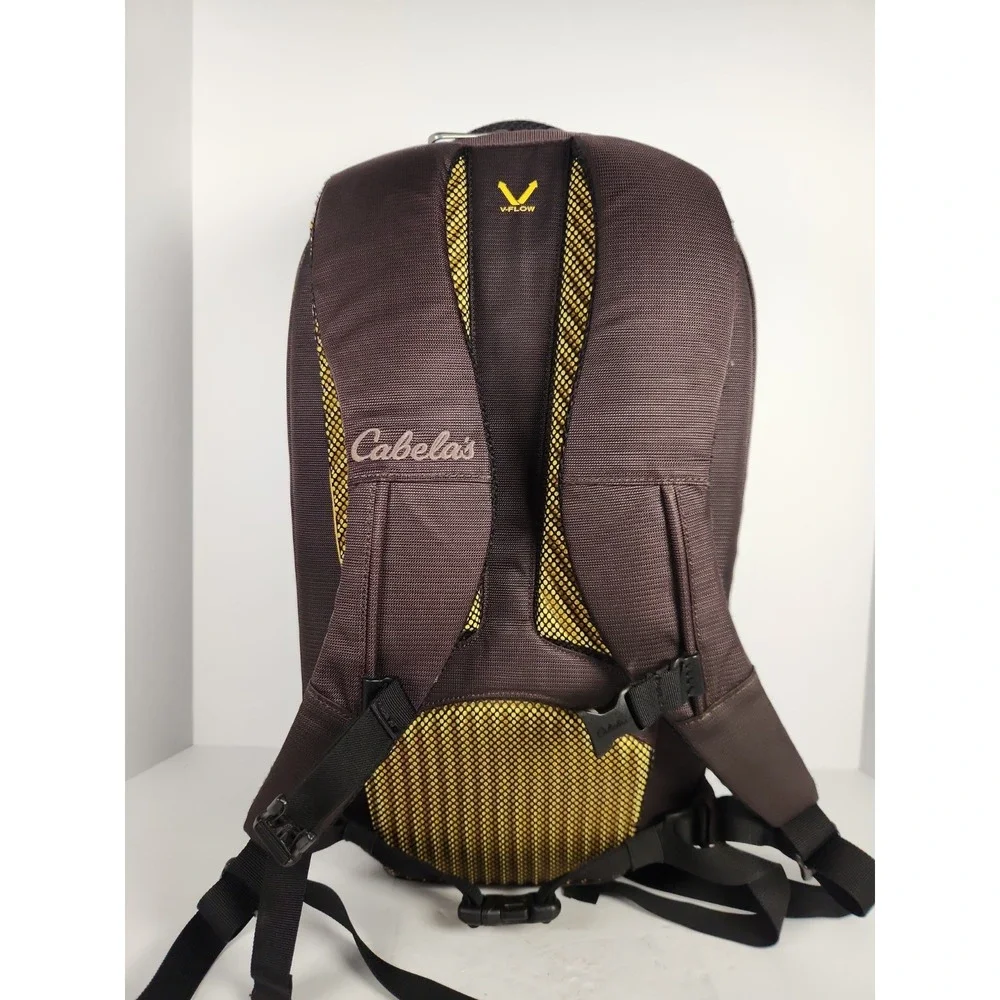 Cabelas Calamus 25 Backpack Brown Daypack Commuter Laptop Hiking Travel Bag Camp